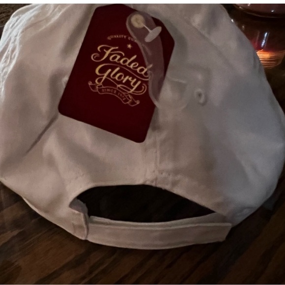 NEW! 7 Hat Bundle! 5- baseball Caps & 2- Visors - Picture 5 of 6